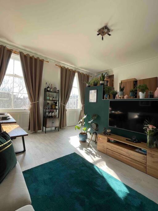 One Bedroom Flat In The Heart Of Islington Londra Exterior foto