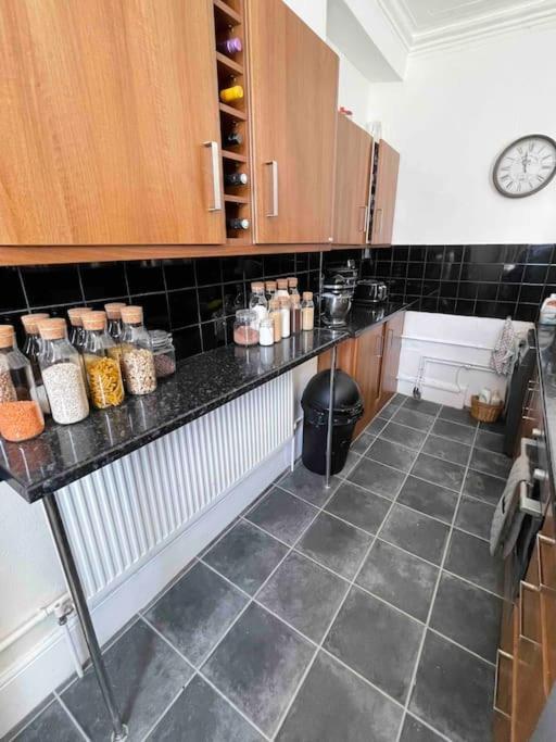 One Bedroom Flat In The Heart Of Islington Londra Exterior foto